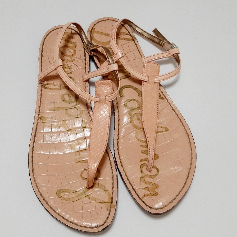 Sam Edelman Blush Pink T-Strap Croc-Embossed Sandals - Picture 5 of 10